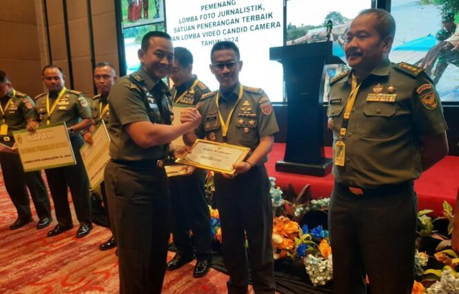 
Kapendam XIV/Hasanuddin Hadiri Rapat Teknis Bidang Penerangan di Mangga Dua Jakarta