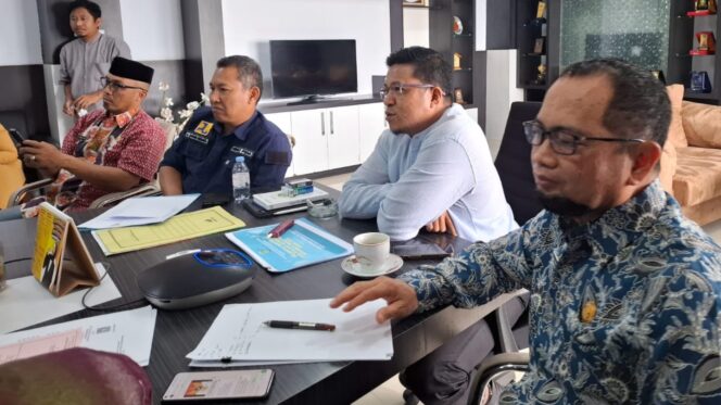 
Ikuti Uji Publik KIP 2025 secara Virtual, Penjabat Sekda Katakan Pemkab Sidrap Komitmen Dukung Keterbukaan Informasi